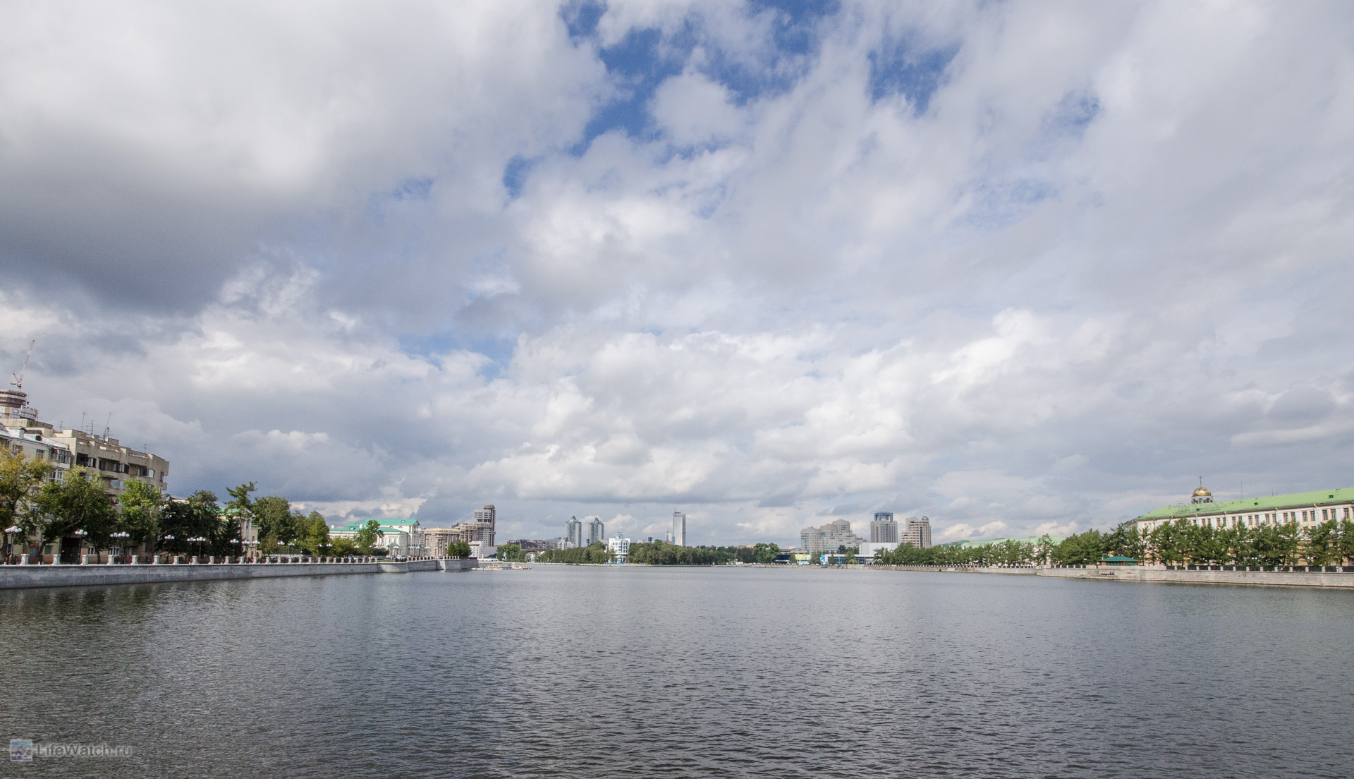Городской пруд на реке Исеть